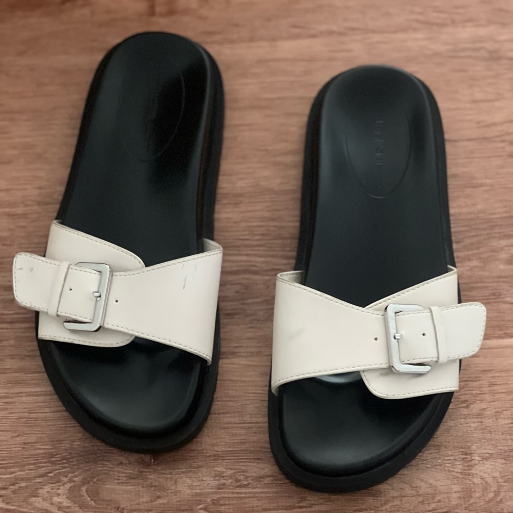 Bershka slide sandals